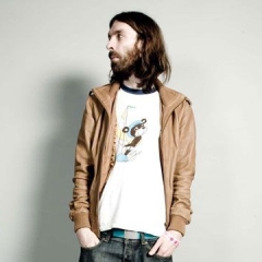 Breakbot