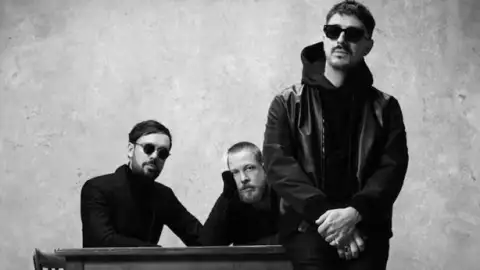 Mumford & Sons supera Ariana Grande e fica com o 1º lugar na parada de álbuns no Reino Unido