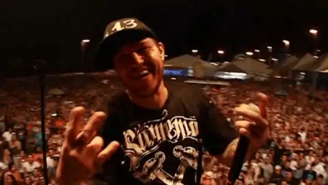 Chorão faria 55 anos: Confira 10 músicas com letras marcantes do Charlie Brown Jr.