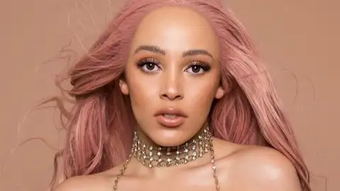 Doja Cat negocia dois shows no Brasil em 2026. Saiba os detalhes