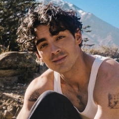 Joe Jonas