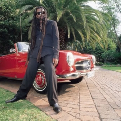 Lucky Dube