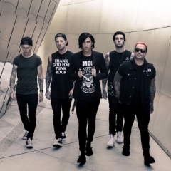 Sleeping With Sirens