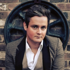 Tom Chaplin