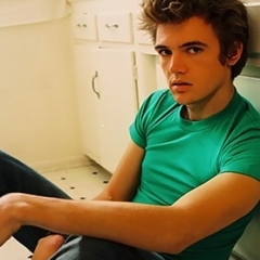 Tyler Hilton