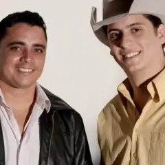 Victor & Henrique